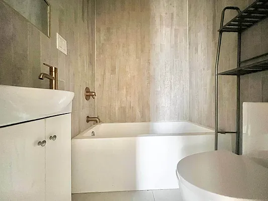 Rented by Doorway NYC, LLC | media 6