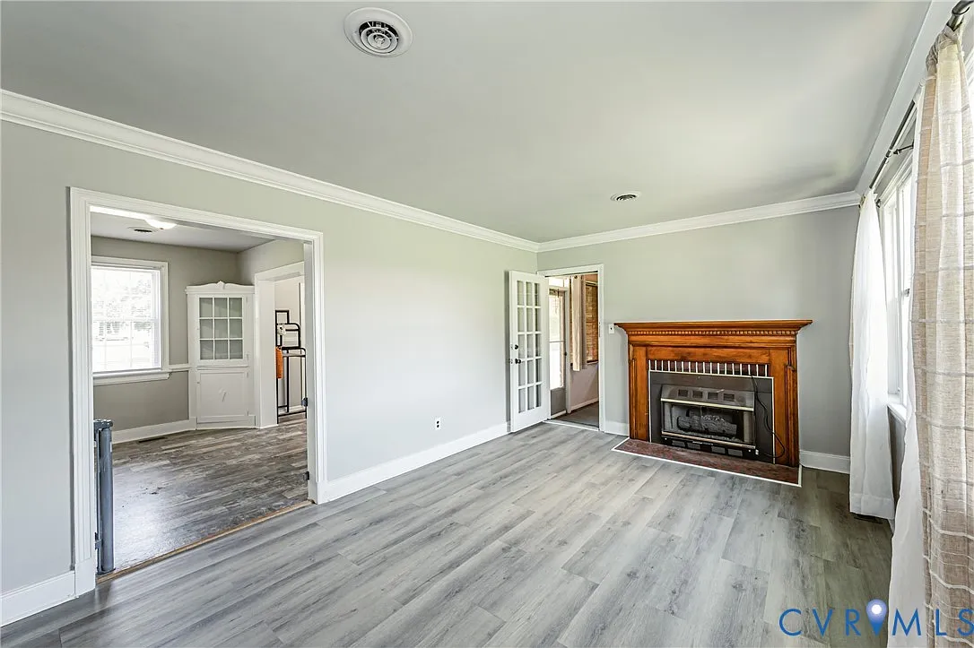 2 bed, 1.0 bath, 944 sqft, $2,045 — Photo 4