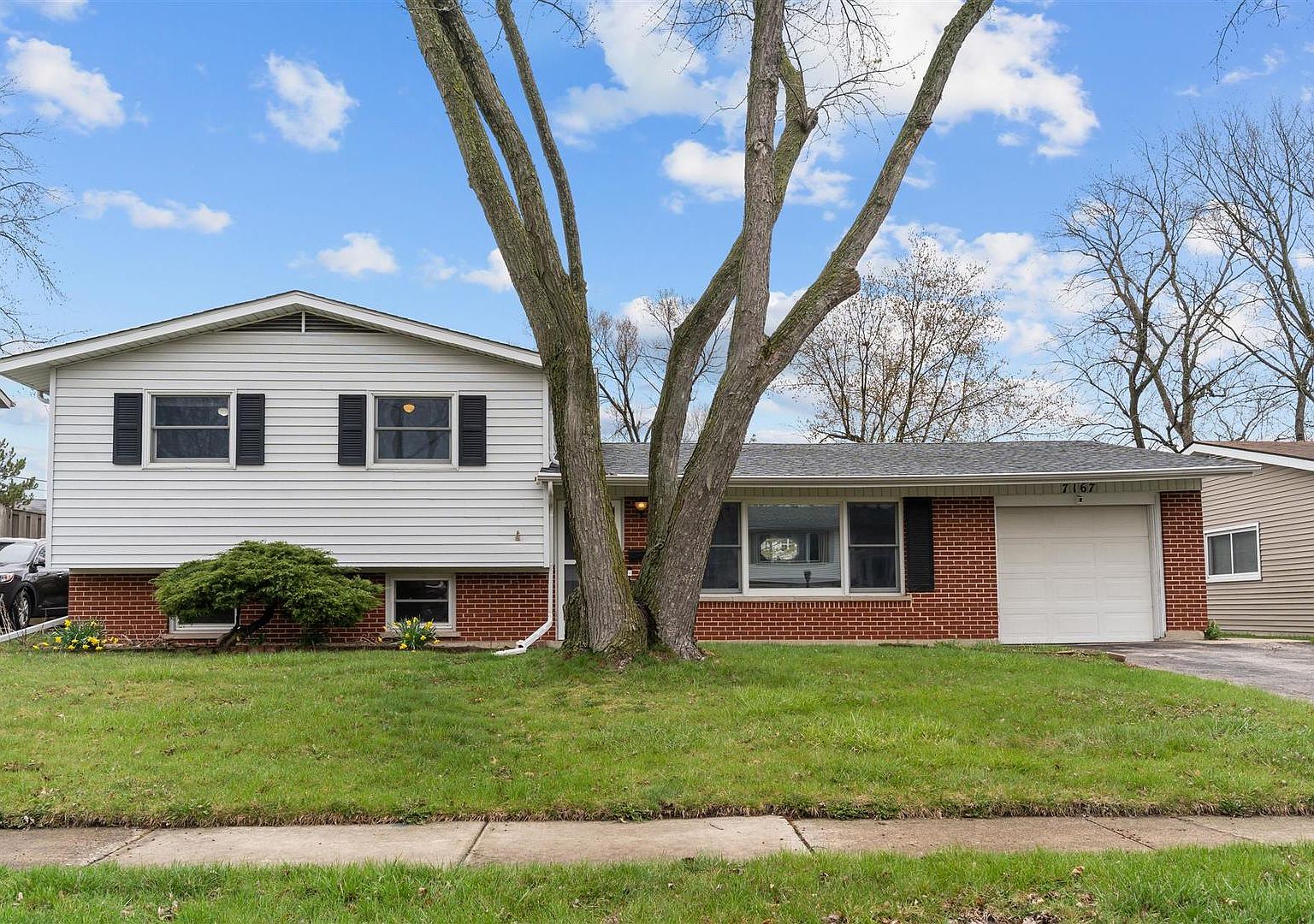 7167 Orchard Ln, Hanover Park, IL 60133 | Zillow