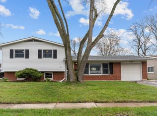 7167 Orchard Ln, Hanover Park, IL 60133
