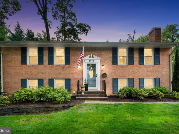 8710 Braeburn Dr, Annandale, VA 22003