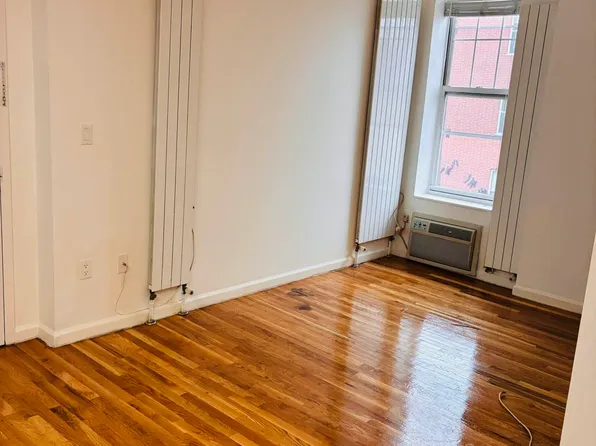 1705 Lex Avenue image 1 of 12