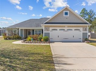 636 Wood Point Dr, Bunnlevel, NC 28323