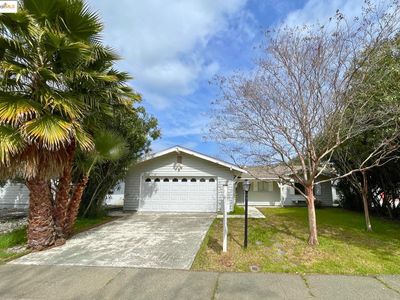 137 Olympic Cir, Vacaville, CA, 95687