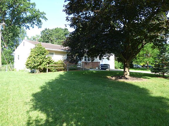 5th image of 4969 Almont Dr