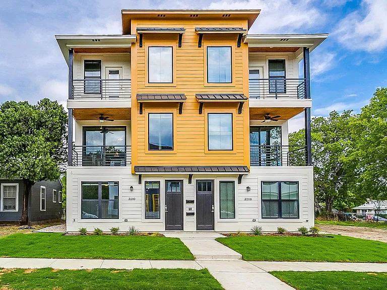 3210 Forest Park Blvd — Photo 3