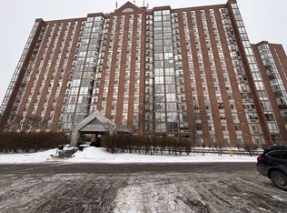 2759 Carousel Cres #508, Ottawa, ON K1T2N5