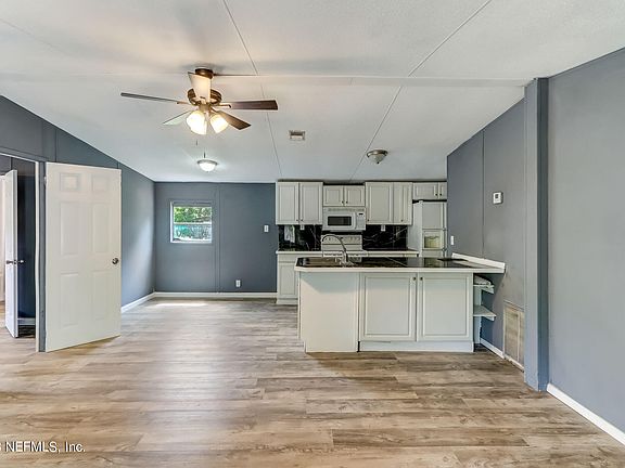 5th image of 151 BASIN Drive