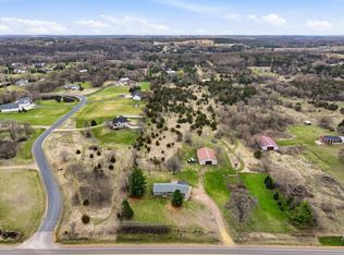 783 McCutcheon Rd, Hudson, WI 54016