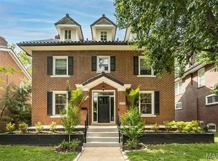 6946 Pershing Ave, Saint Louis, MO 63130