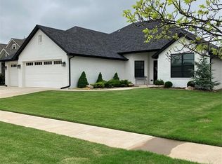 13317 Cobblestone Curve Rd, Oklahoma City, OK 73142