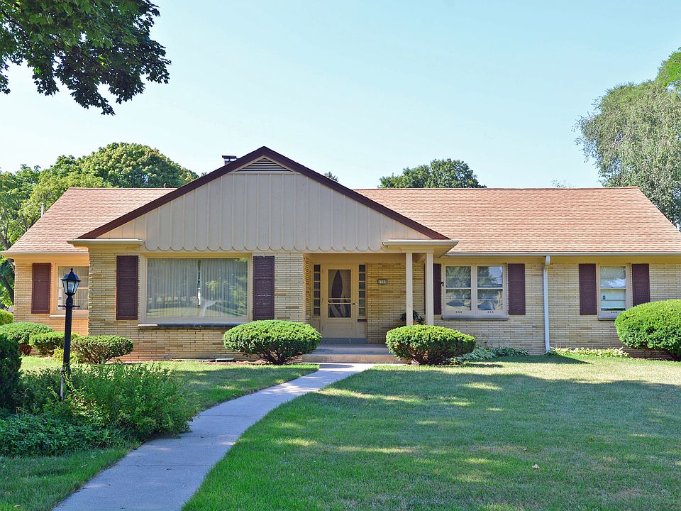 Mid-Century Brick Ranch