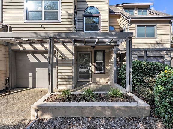 5th image of 2311 Kingbird Ln