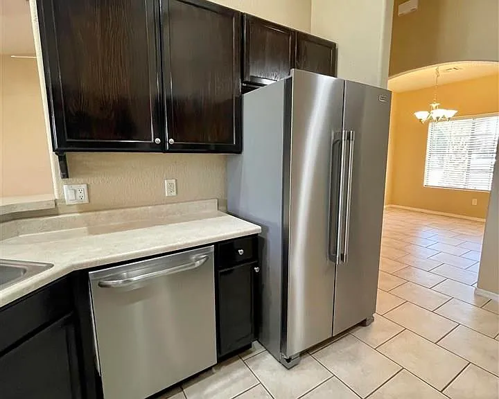 2330 W 22nd Pl — Photo 14