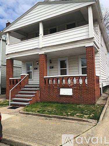 1st image of 1349 W 67th St