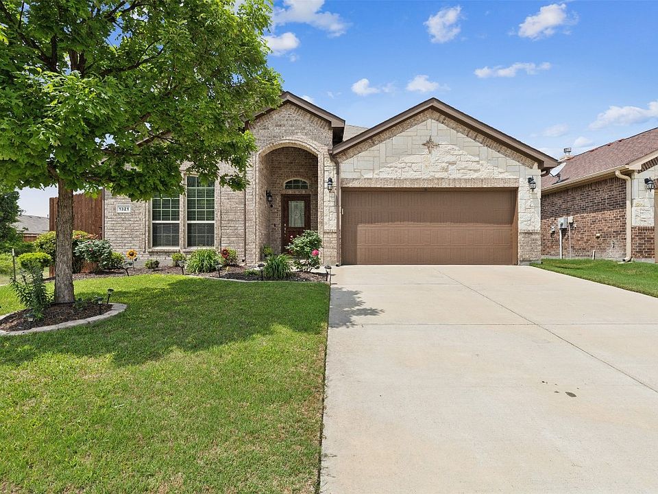 1st image of 1321 Glen Ct