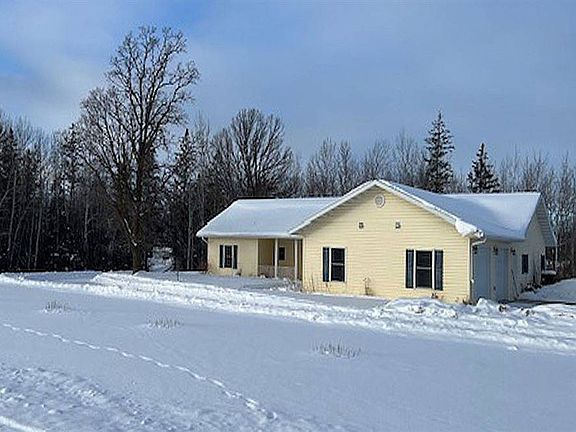 3rd image of 16132 480th St