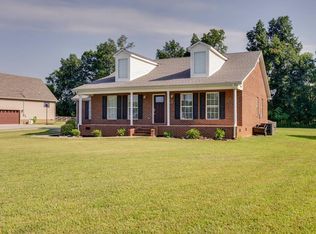 1430 Azalee Ln, Chapel Hill, TN 37034