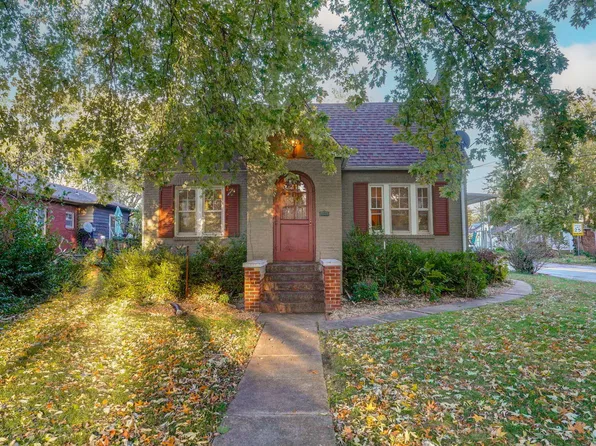 1226 S Jefferson Avenue, Springfield, MO 65807