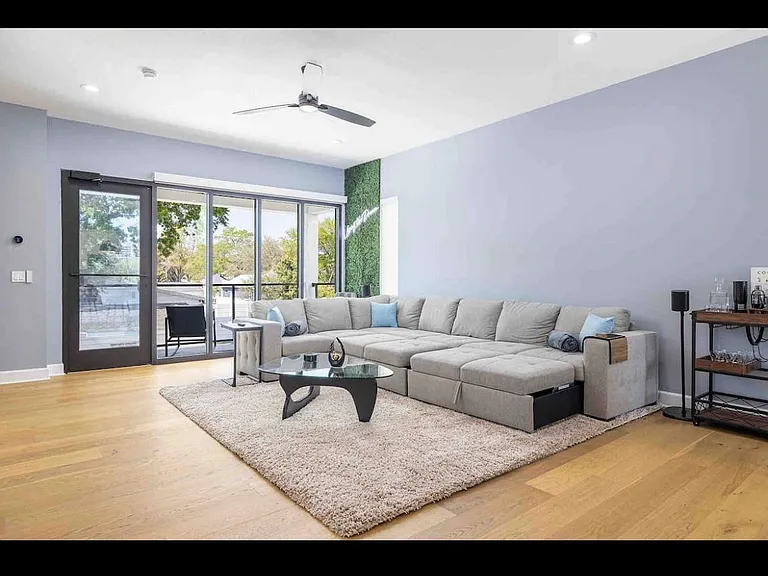 4311 W Fig St #2 — Photo 2