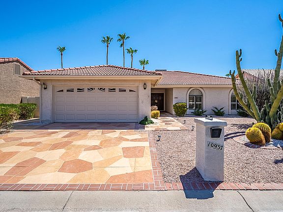 2nd image of 10937 E Sunnydale Dr