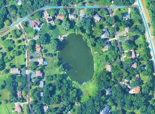 43 Thornapple Tree Rd, Sugar Grove, IL 60554