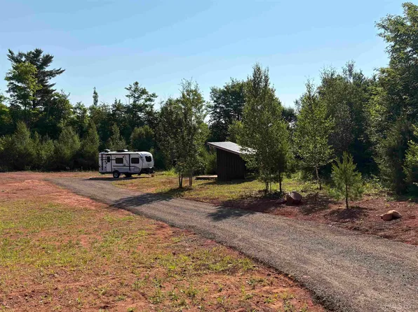 Tbd Highland Dr, Ishpeming, MI 49849