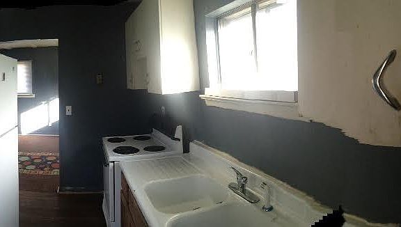 2nd image of 1912 E 25th Street Pl #4