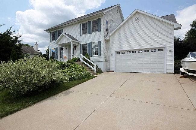 1st image of 306 Birchwood Ln