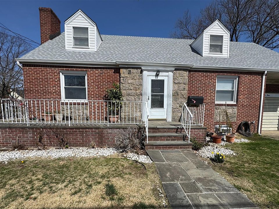1st image of 904 Benris Avenue