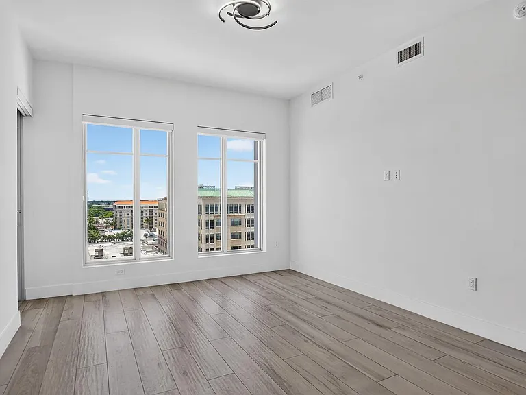 155 E Boca Raton Rd #1019 — Photo 8