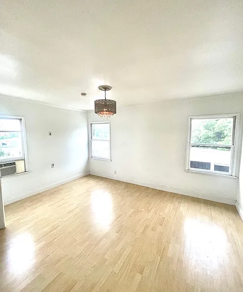 2136 7th Ave — Photo 22
