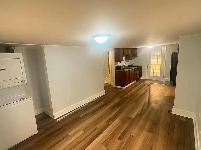 293 Shears St #2 — Photo 6