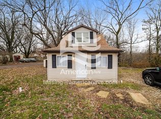 500 Scenic Park Dr, Creve Coeur, IL