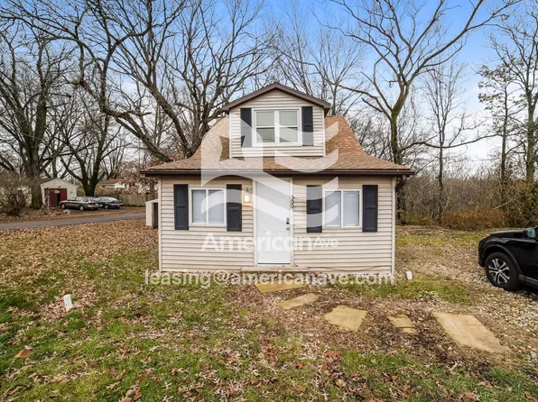 500 Scenic Park Dr, Creve Coeur, IL 61610