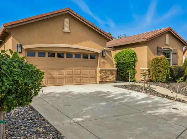 3033 Demartini Dr, Roseville, CA 95661