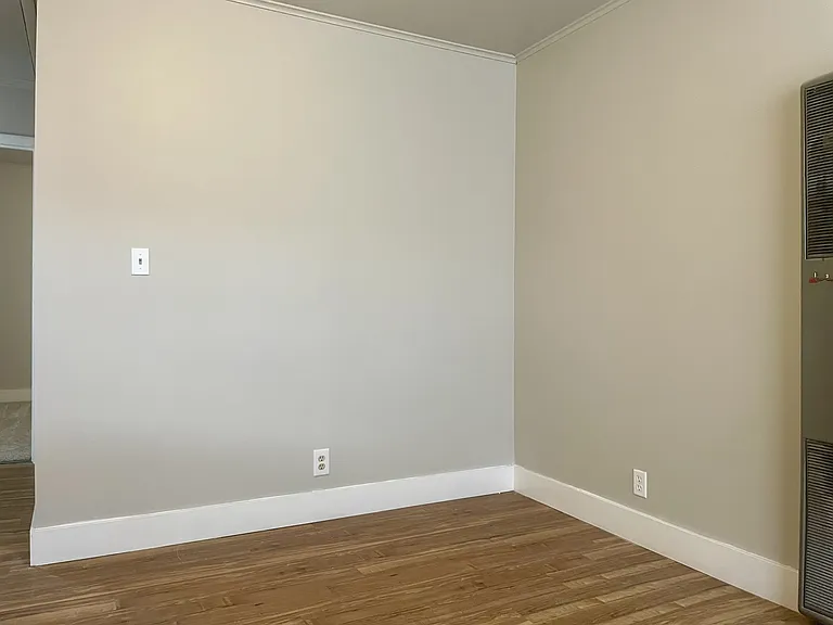 720 S Hickory St — Photo 30