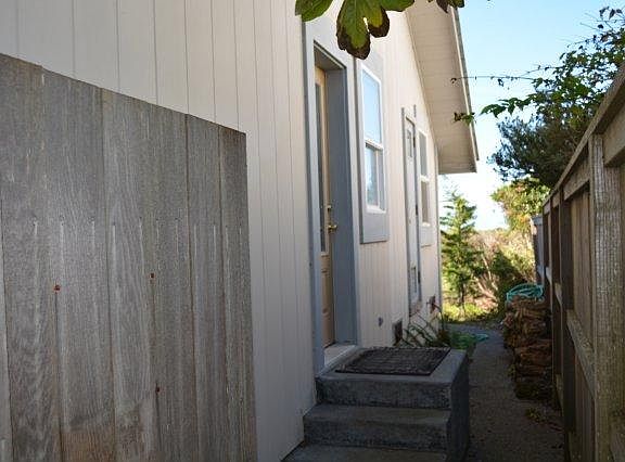 3rd image of 2588 Knox Cove Dr
