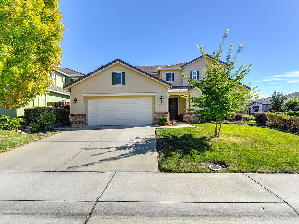1st image of 879 Spotted Pony Ln