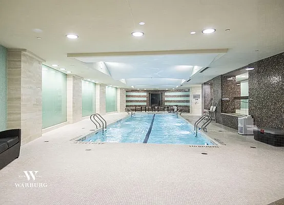 Sold by Warburg | media 12