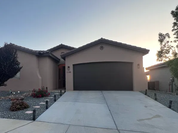 1199 Grace St NE, Rio Rancho, NM 87144
