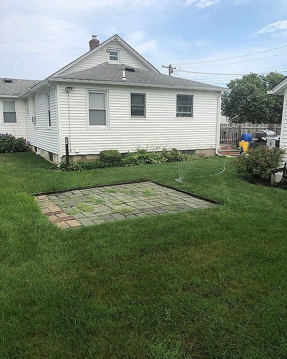 1st image of 3 Irving St