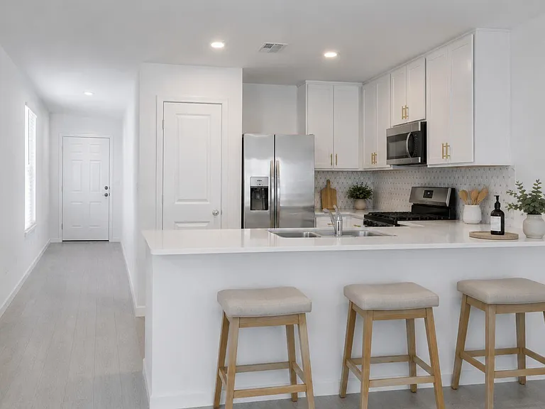 1531 Gentle Wind Ct — Photo 3