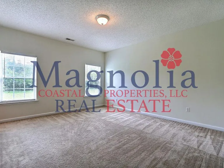 20 Evergreen Oak Dr — Photo 16
