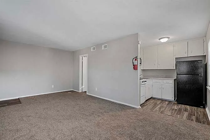 Sage Creek Apartments — Photo 16