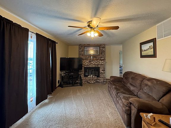 4th image of 10443 Highway 63 Rd