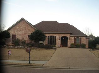 533 Hazelton Dr, Madison, MS 39110