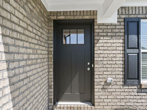 5th image of 120 Candy Apple Ln