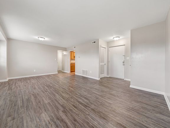 2nd image of 777 Roanoke Blvd #9d3dd776d