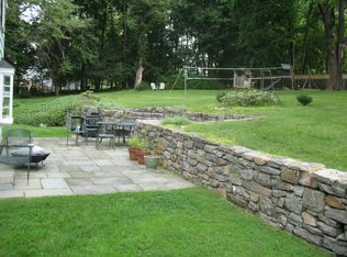 35 Ridge Rd, Chappaqua, NY 10514